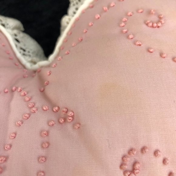 Vintage (85) Cathy Needlecraft Hand Embroidered Pink Heart Cottagecore Country - Picture 7 of 8